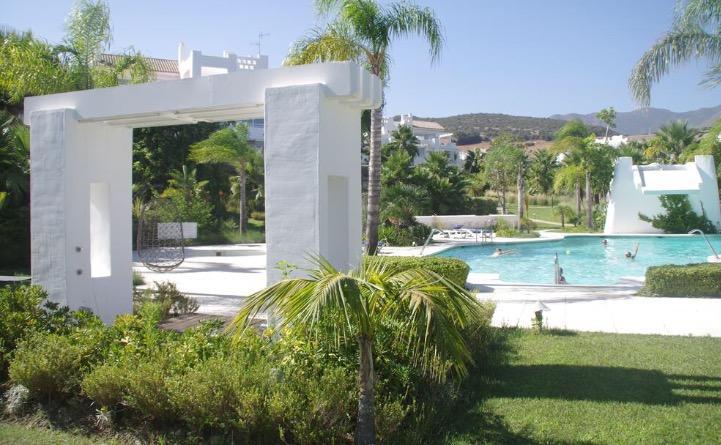 Alcazaba Hills Resort Estepona Bagian luar foto